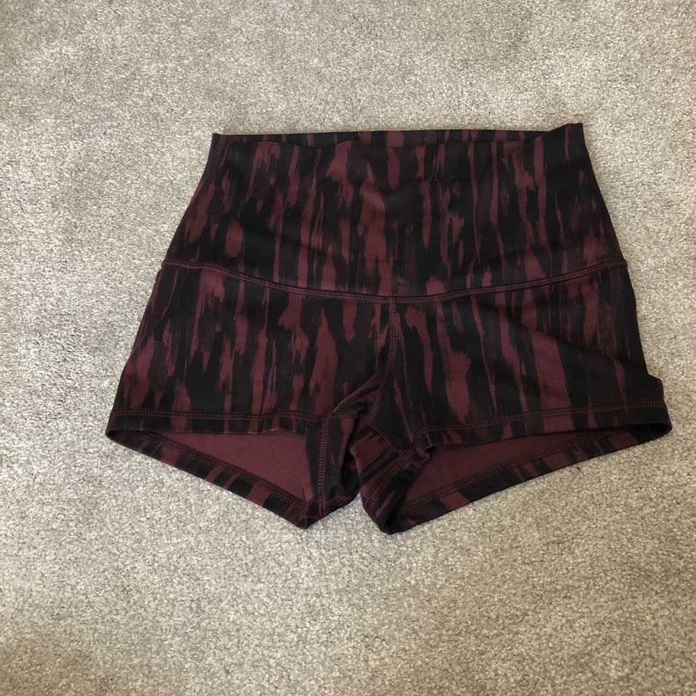 Lululemon wunder under high rise short shorts